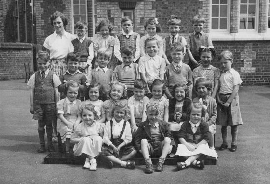 Eaton Bray Primary School, Mrs Jackson's Class 1954