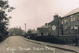 Eaton Bray High Street - Looking up from Woodside (click to view full photo)