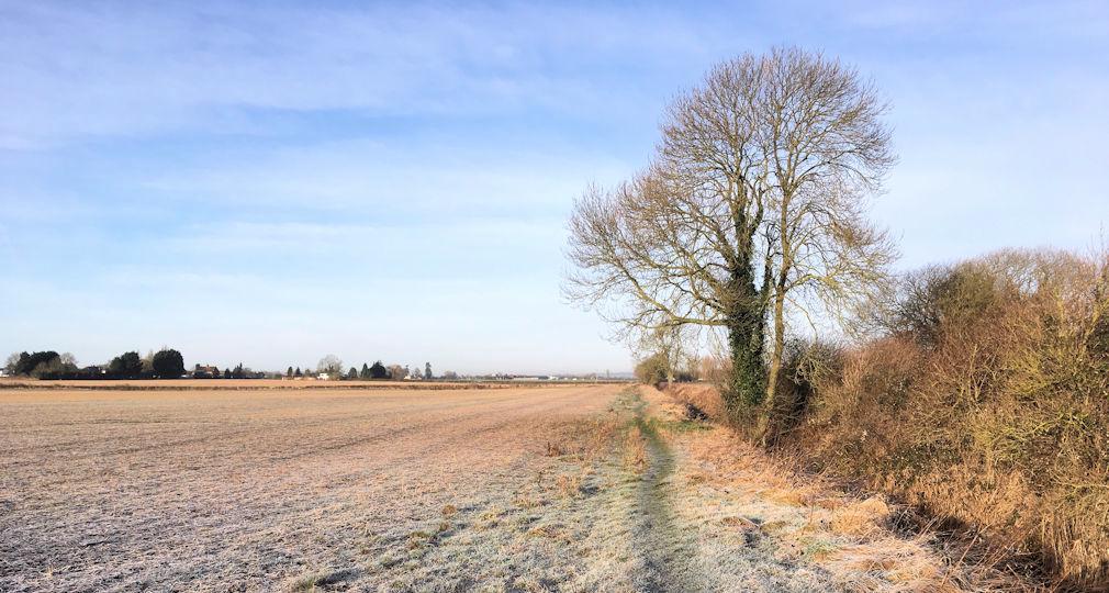 Eaton Bray in May © Theo Gray 2018 Eaton Bray